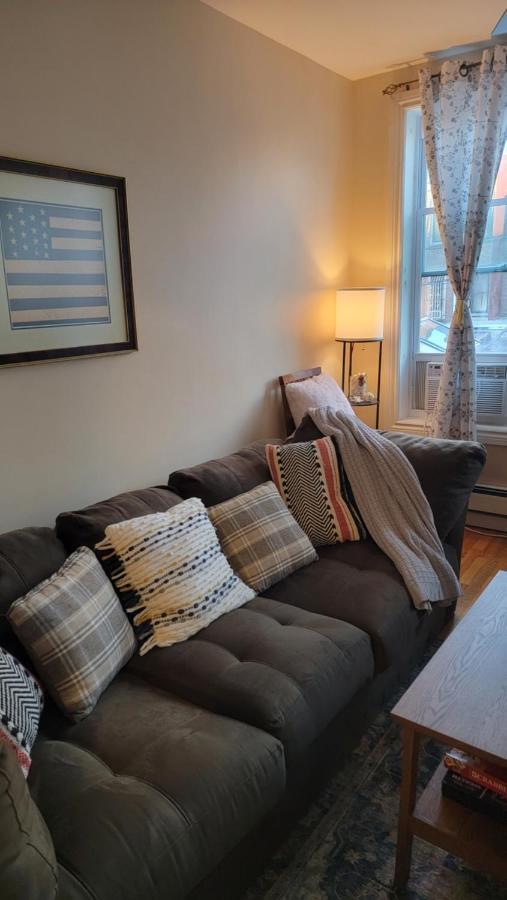 Bright & Cozy East Williamsburg 2 Bedroom New York Bagian luar foto